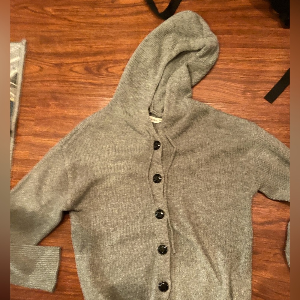 One Eleven Express sweater